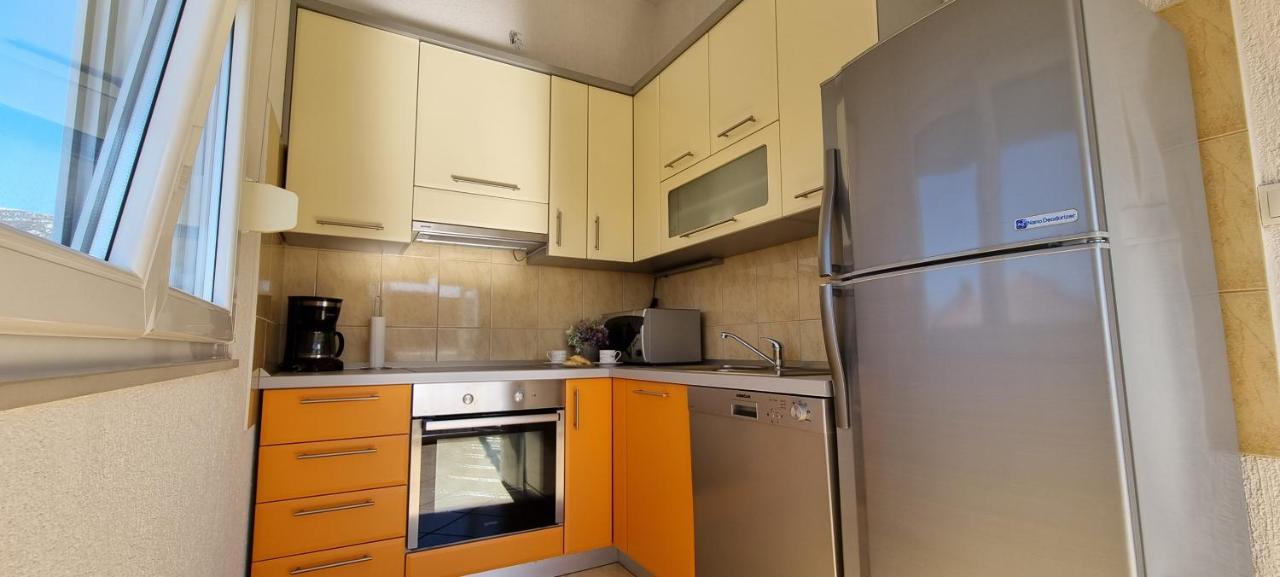 Apartments Cambellezza Kastela Luaran gambar