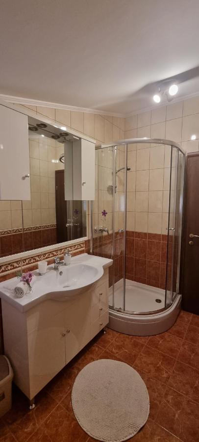 Apartments Cambellezza Kastela Luaran gambar