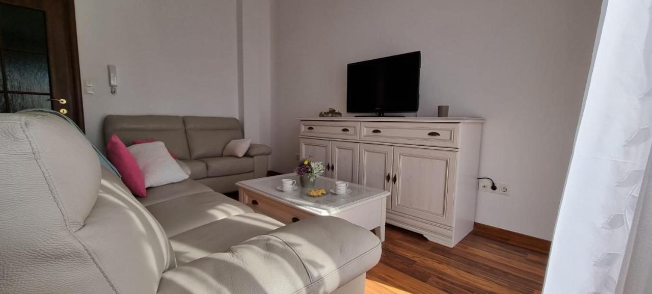 Apartments Cambellezza Kastela Luaran gambar
