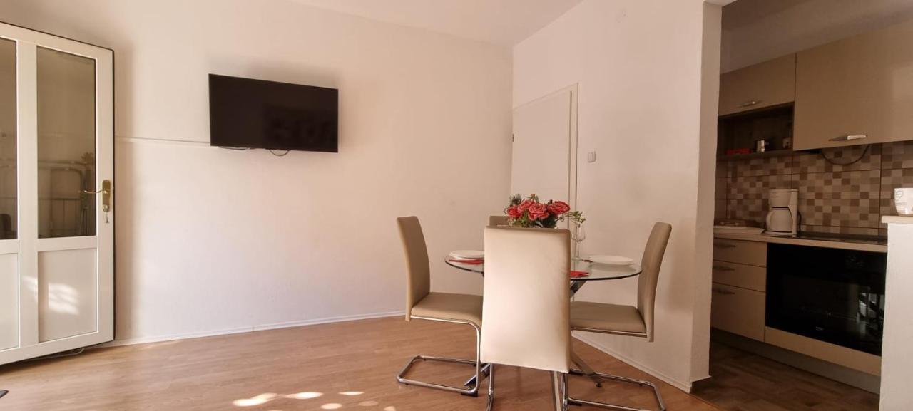 Apartments Cambellezza Kastela Luaran gambar